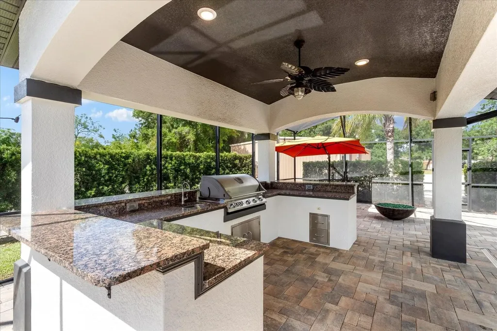 524 Eden Park Altamonte Springs FL 32714
