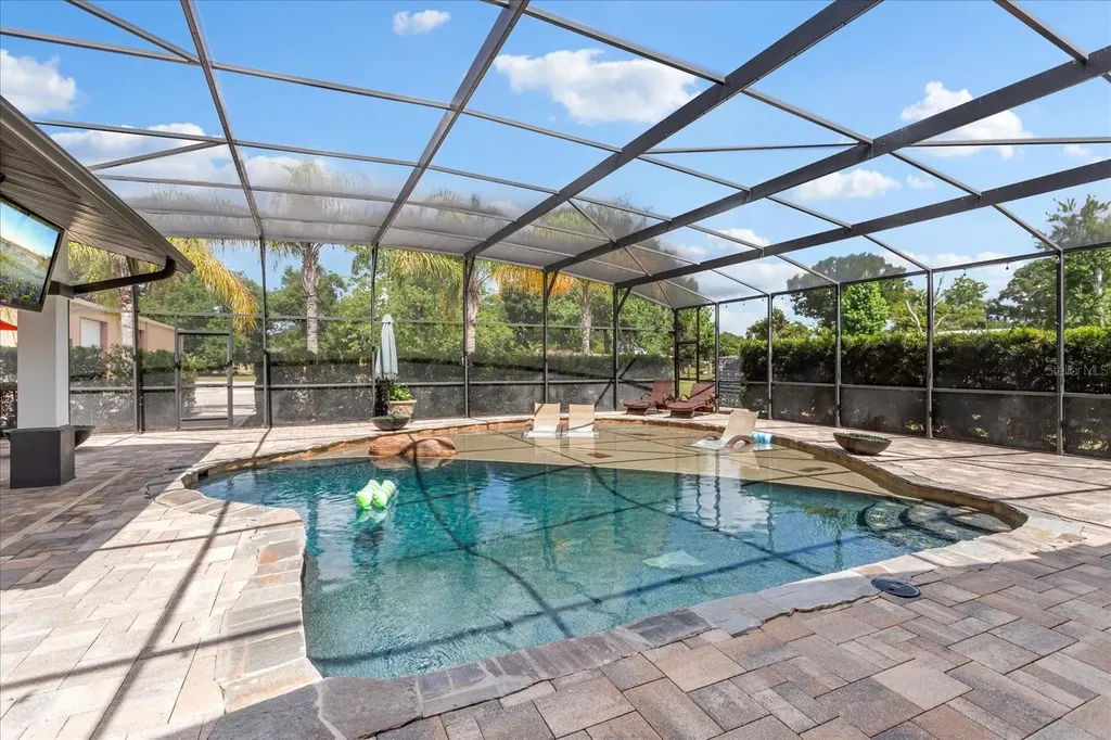 524 Eden Park Altamonte Springs FL 32714