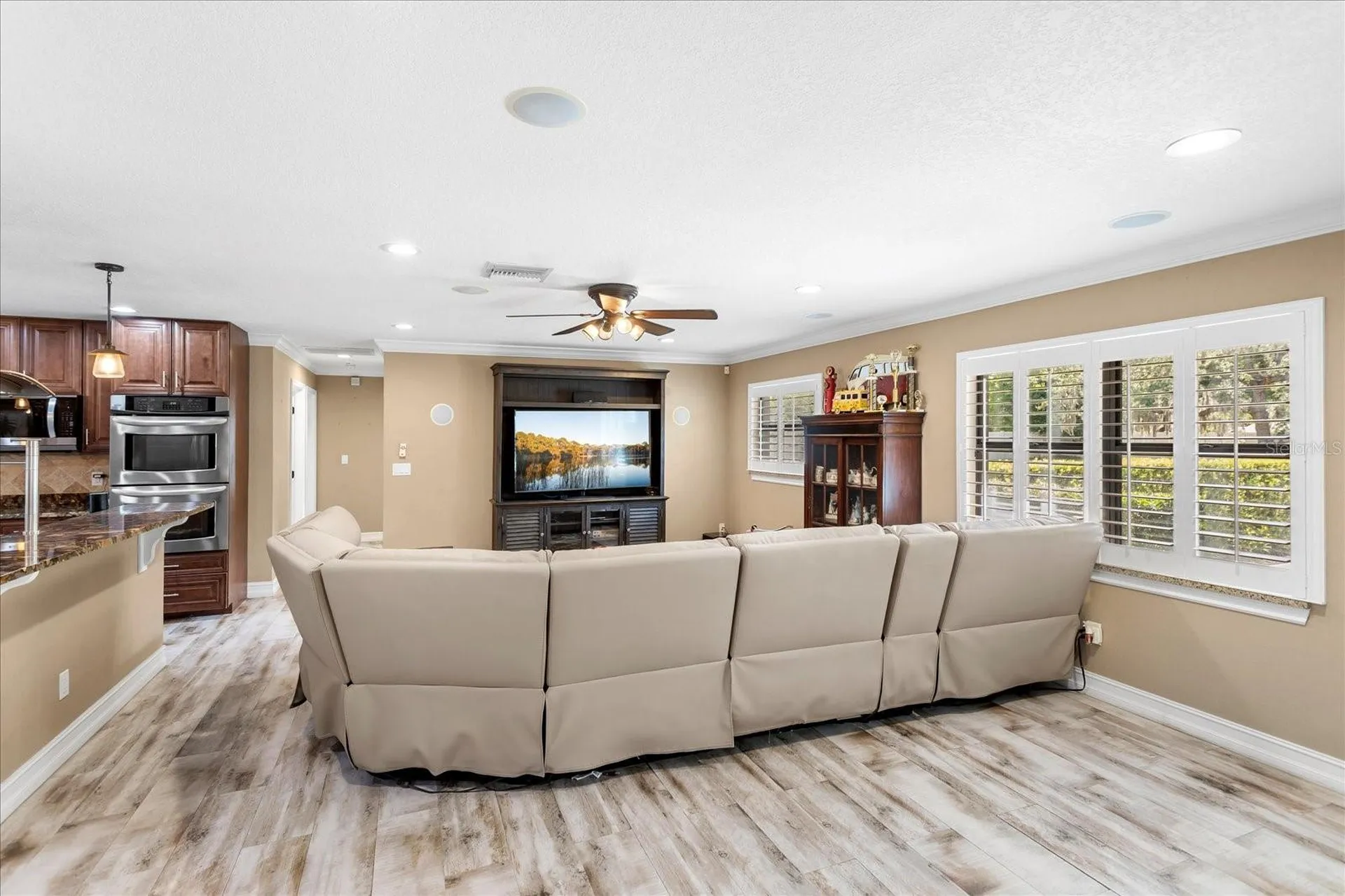 524 Eden Park Altamonte Springs FL 32714