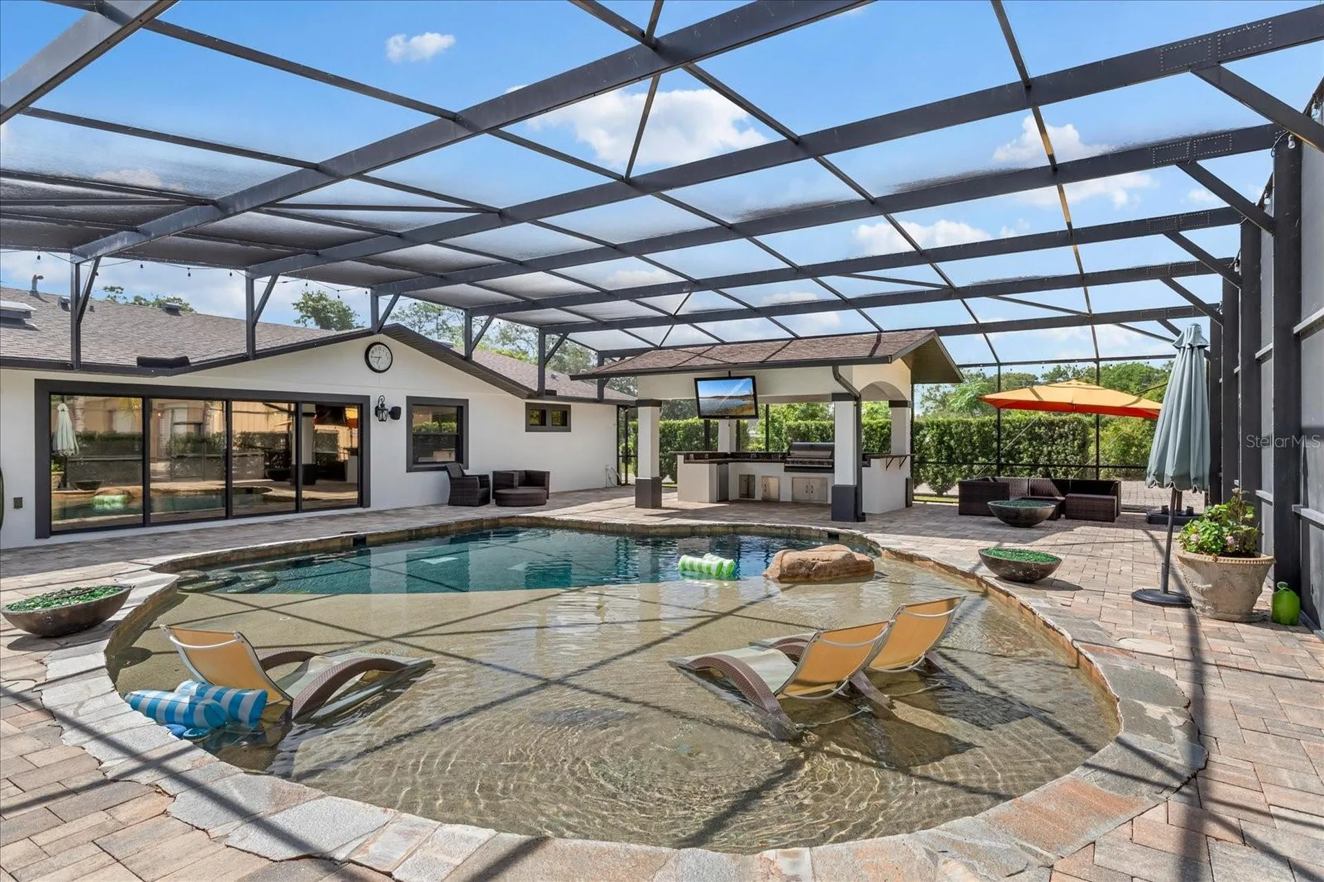 524 Eden Park Altamonte Springs FL 32714