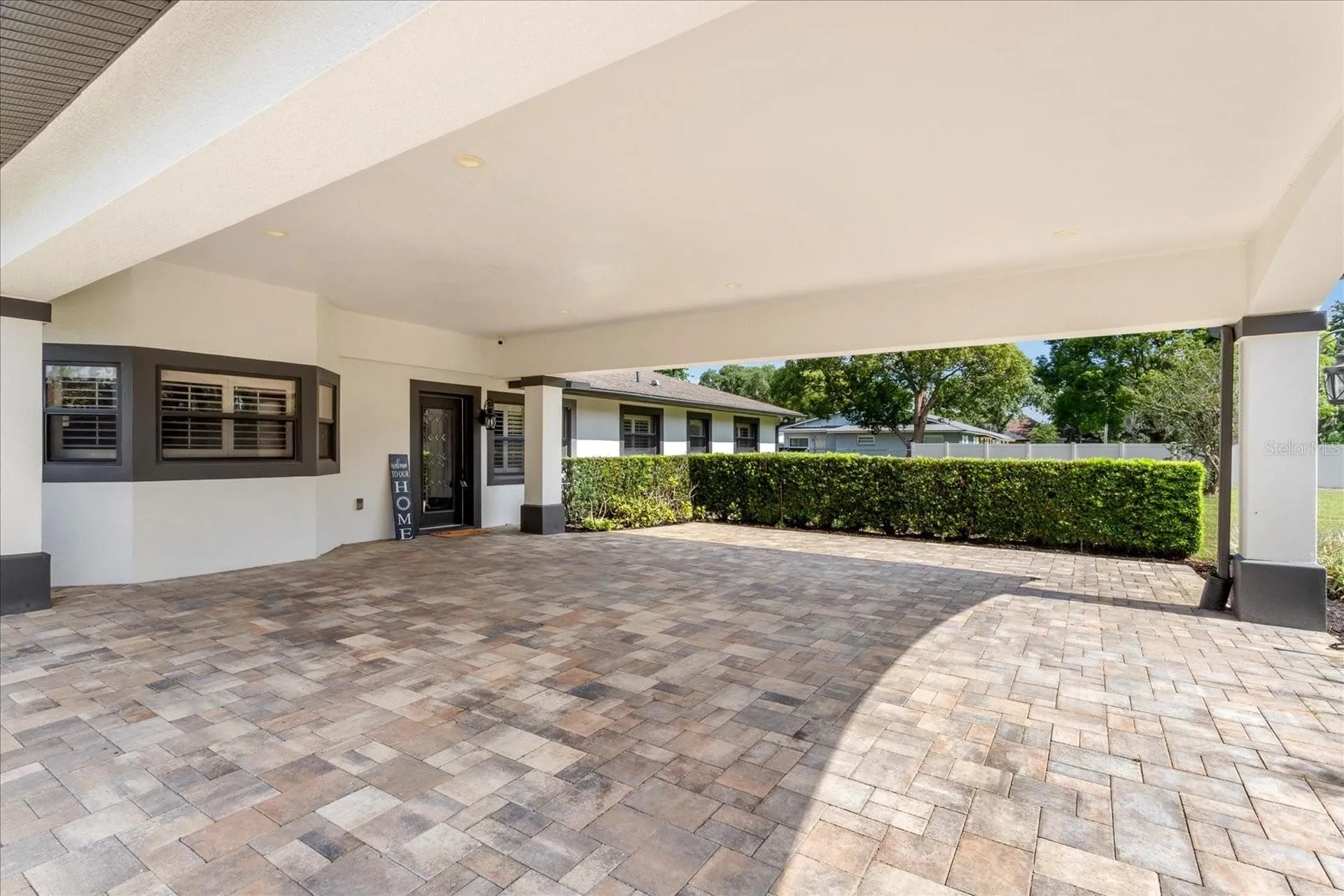 524 Eden Park Altamonte Springs FL 32714