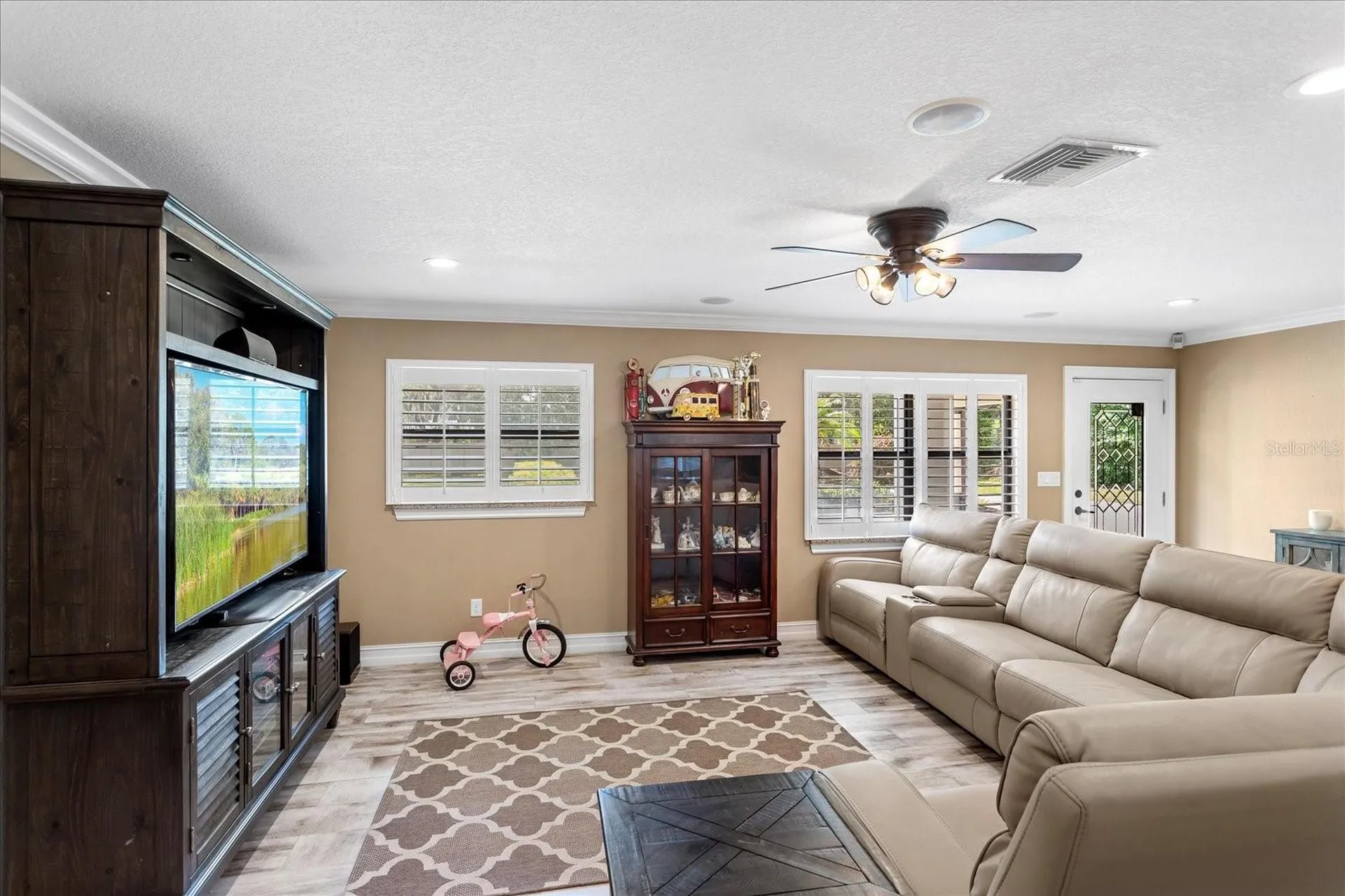 524 Eden Park Altamonte Springs FL 32714