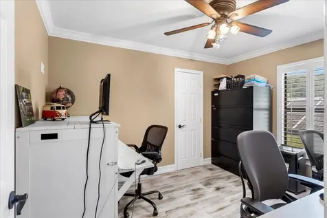 524 Eden Park Altamonte Springs FL 32714
