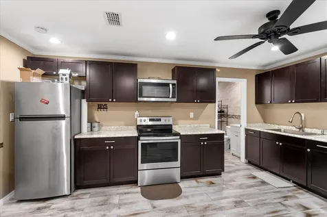 524 Eden Park Altamonte Springs FL 32714