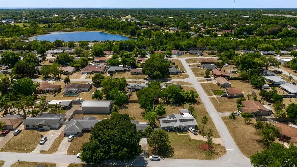 1110 Mayflower Avenue Deltona FL 32725
