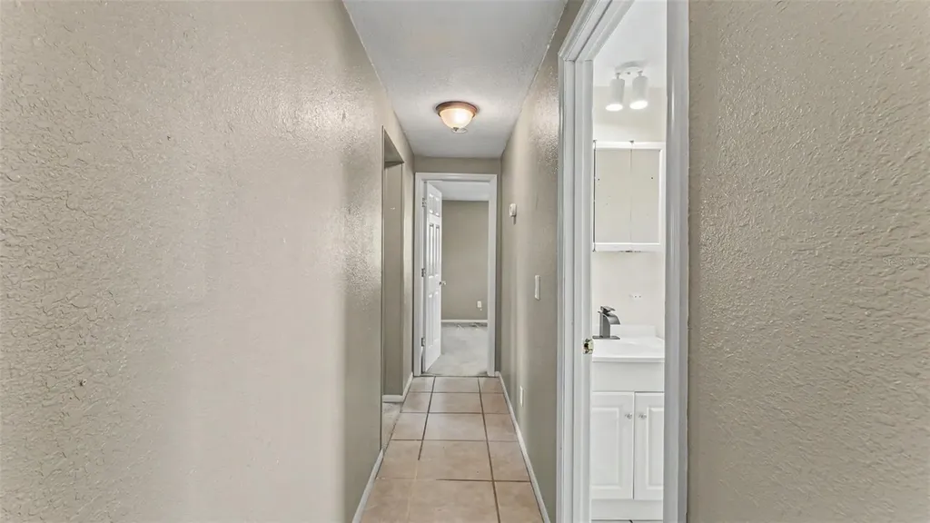 703 W Alamo Drive Lakeland FL 33813