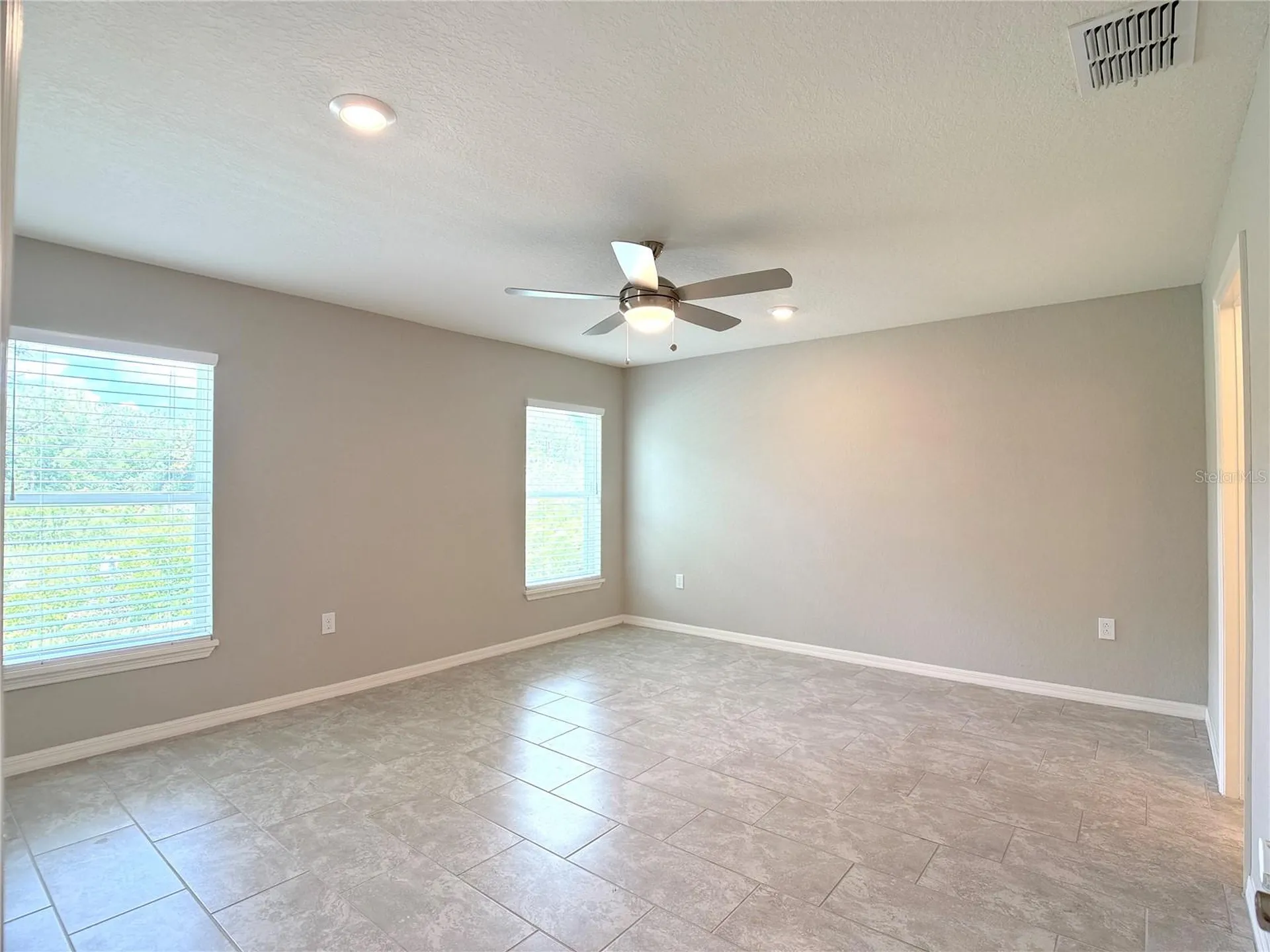 1337 Cascade Drive Davenport FL 33837