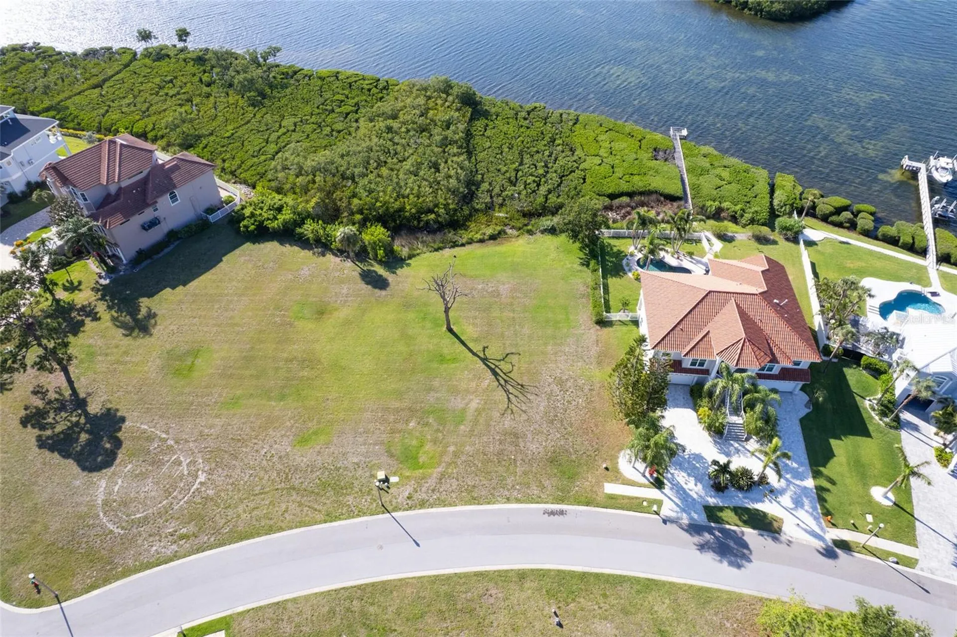 2063 N Pointe Alexis Drive Tarpon Springs FL 34689
