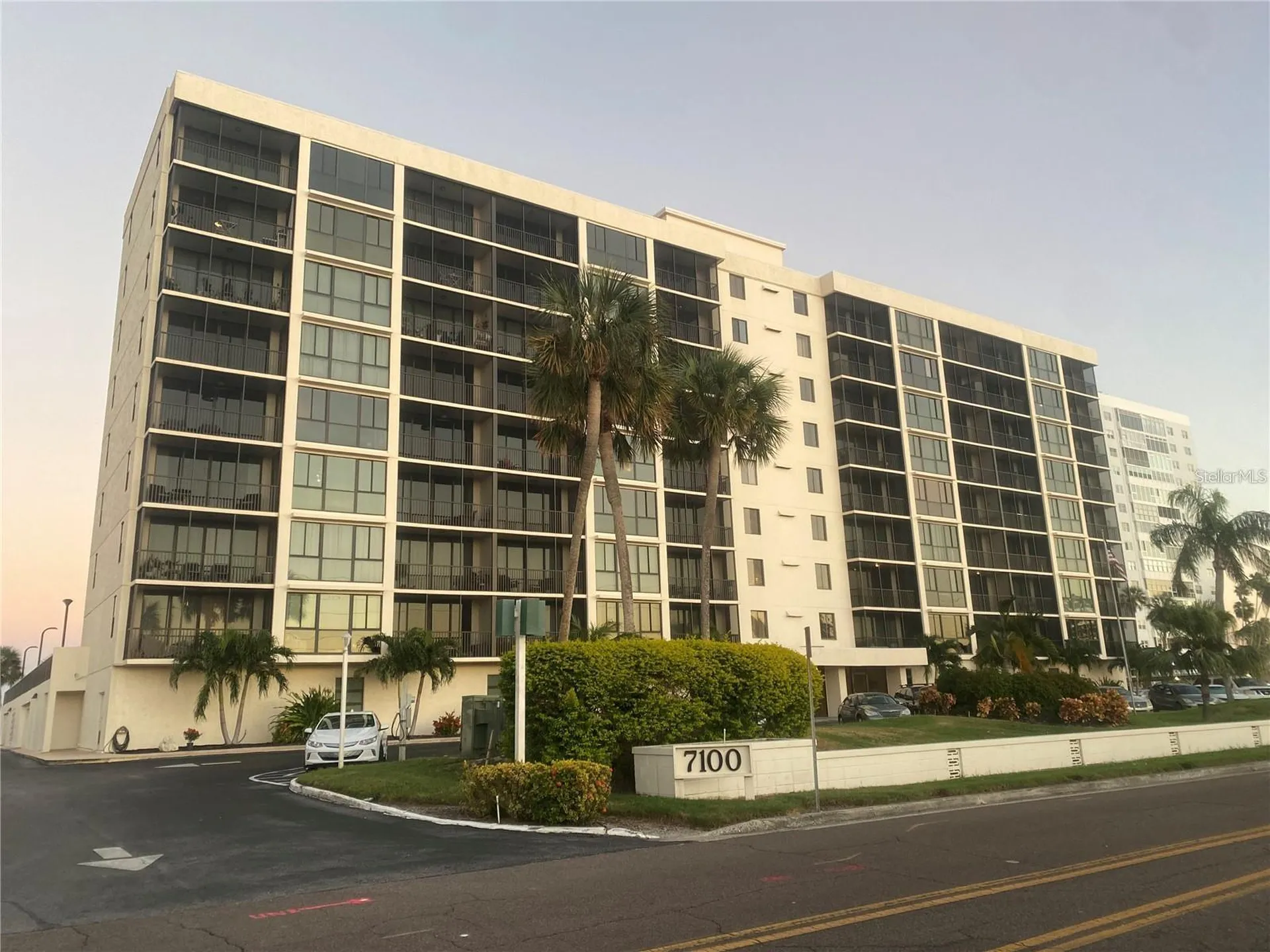 7100 Sunshine Skyway Lane S St Petersburg FL 33711