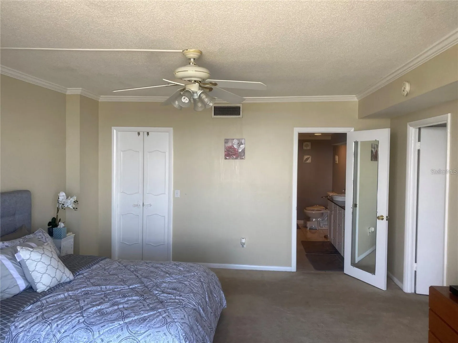 7100 Sunshine Skyway Lane S St Petersburg FL 33711