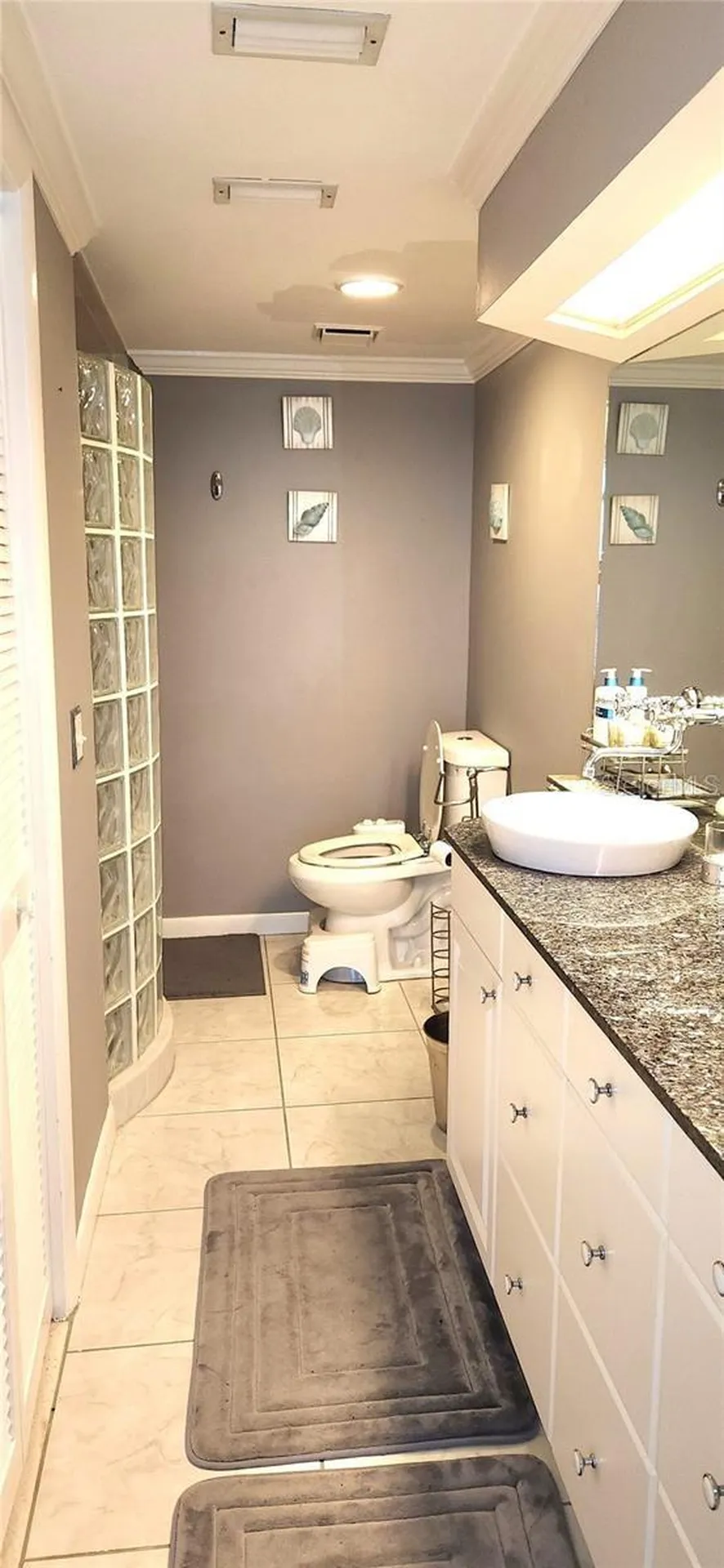 7100 Sunshine Skyway Lane S St Petersburg FL 33711