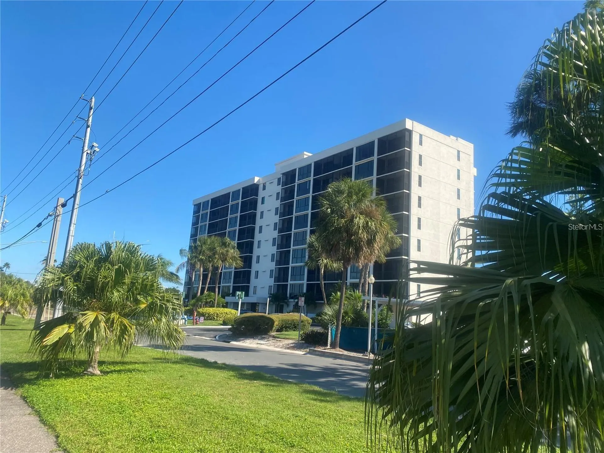 7100 Sunshine Skyway Lane S St Petersburg FL 33711