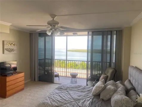 7100 Sunshine Skyway Lane S St Petersburg FL 33711