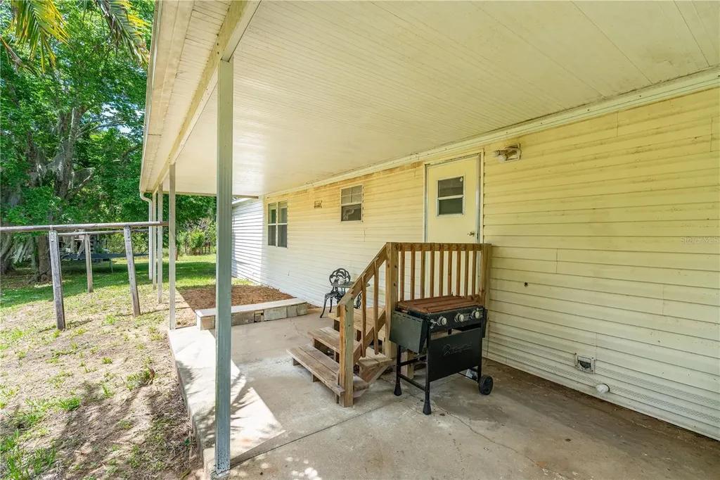 1055 Acee Drive New Smyrna Beach FL 32168