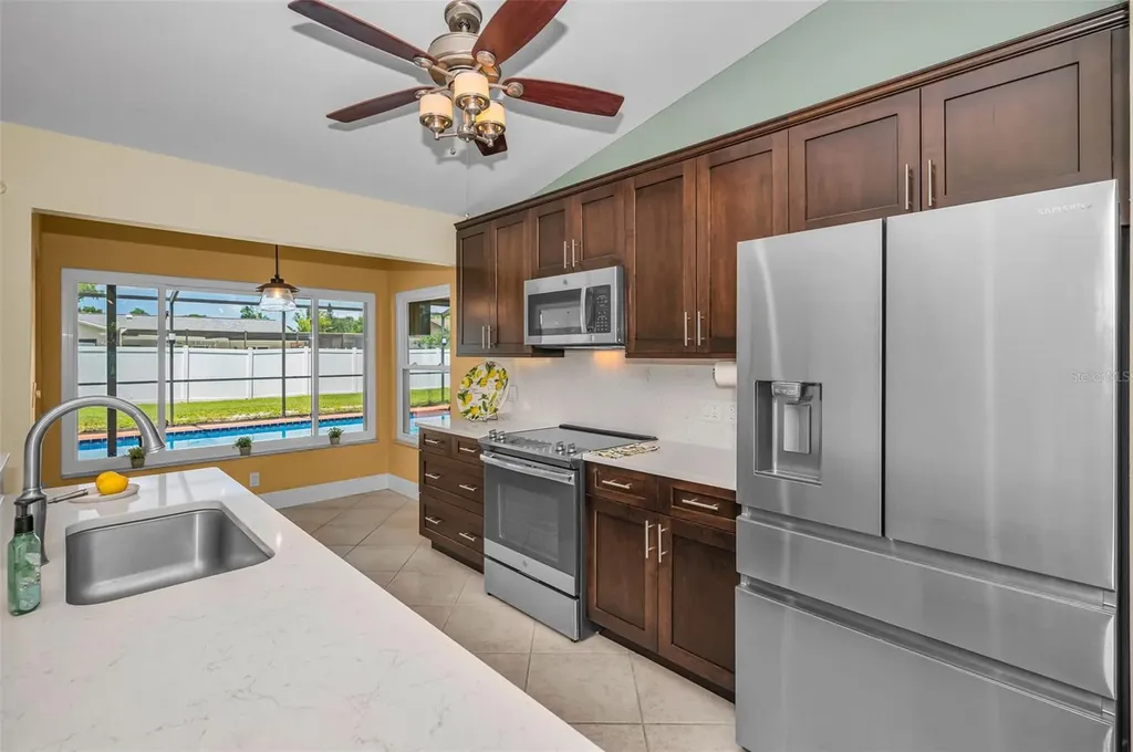 2330 Barton Lane Clearwater FL 33759