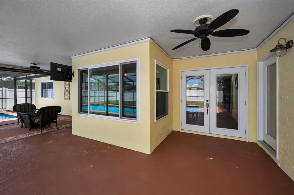 2330 Barton Lane Clearwater FL 33759
