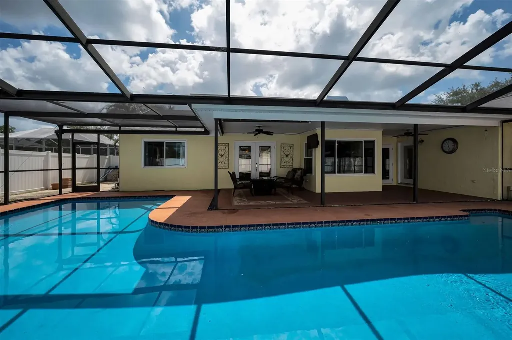 2330 Barton Lane Clearwater FL 33759
