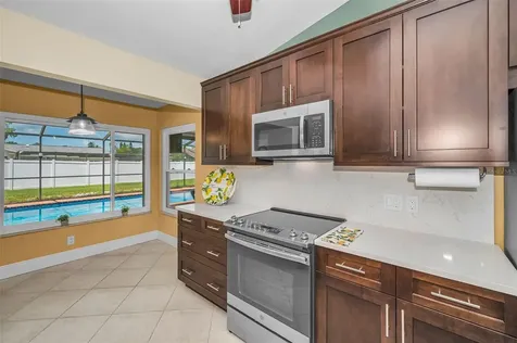 2330 Barton Lane Clearwater FL 33759