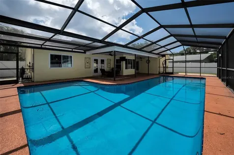 2330 Barton Lane Clearwater FL 33759