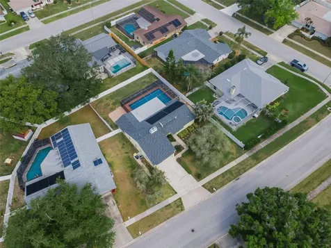 2330 Barton Lane Clearwater FL 33759