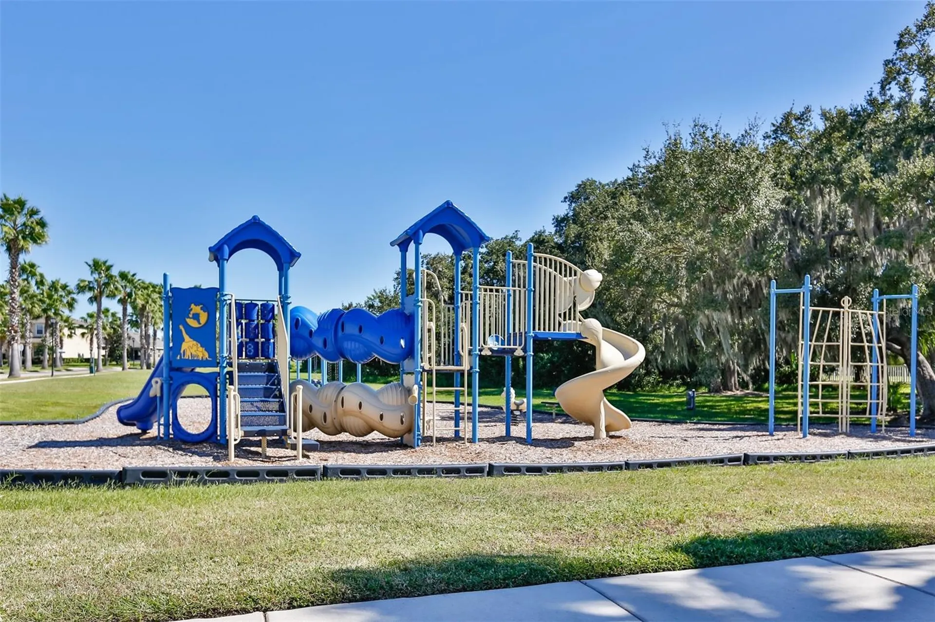 1922 Citrus Lake Court Ruskin FL 33570