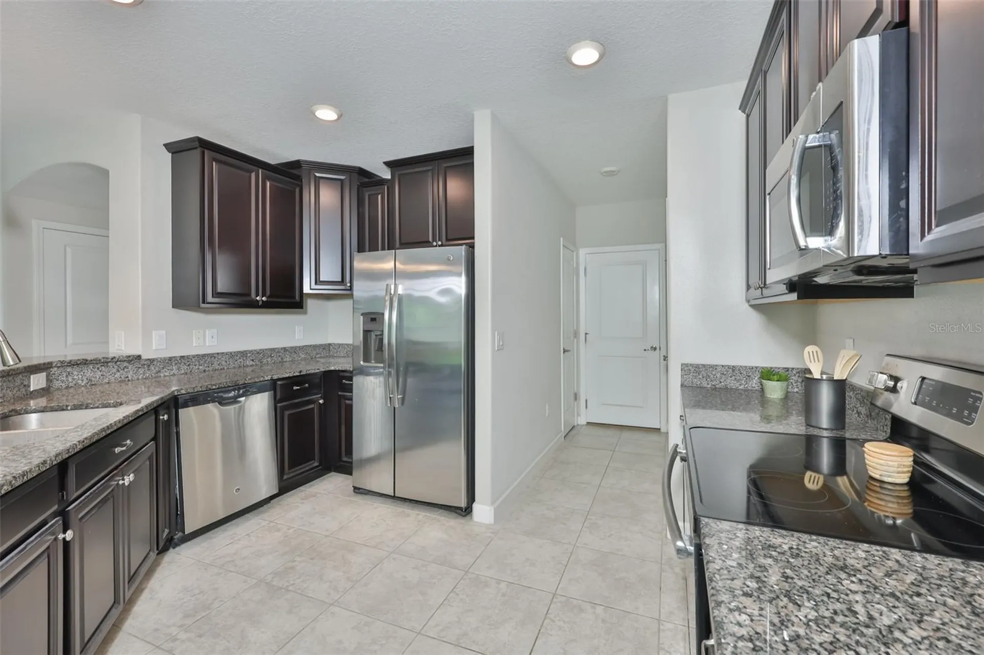 1922 Citrus Lake Court Ruskin FL 33570