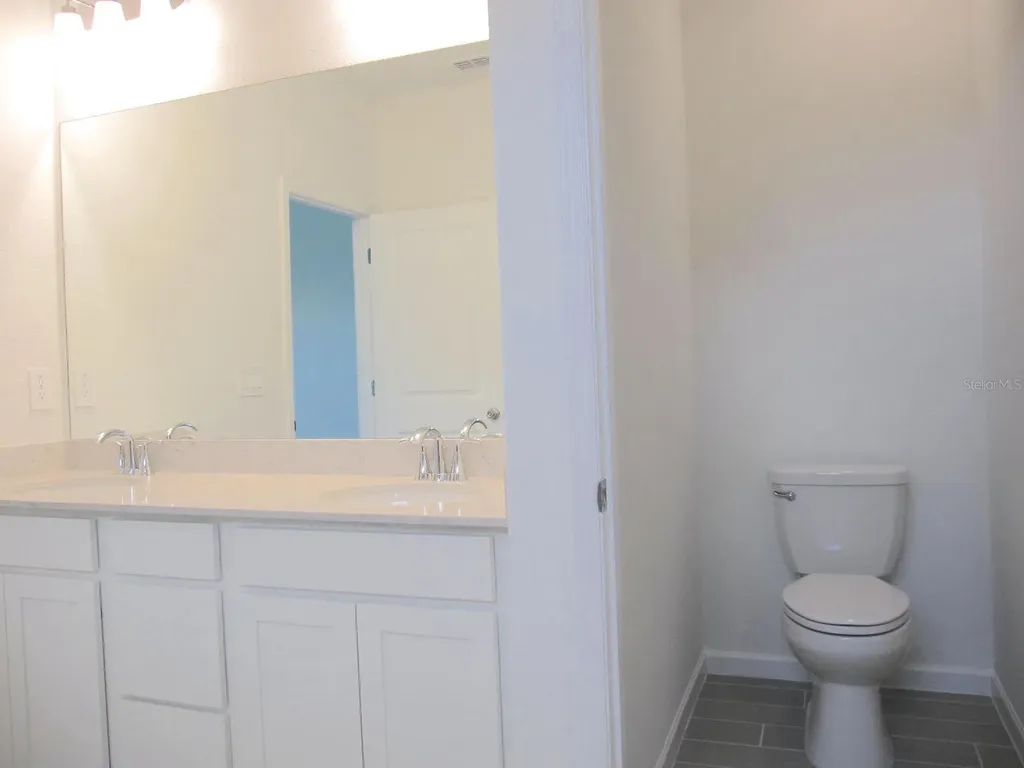 4494 NW 14th Loop Ocala FL 34482