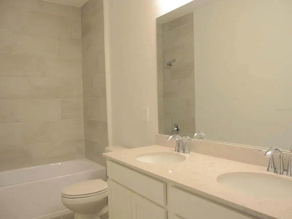 4494 NW 14th Loop Ocala FL 34482