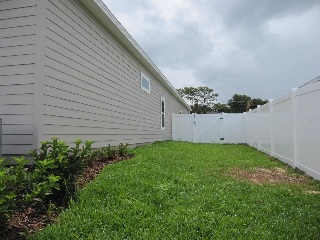 4494 NW 14th Loop Ocala FL 34482