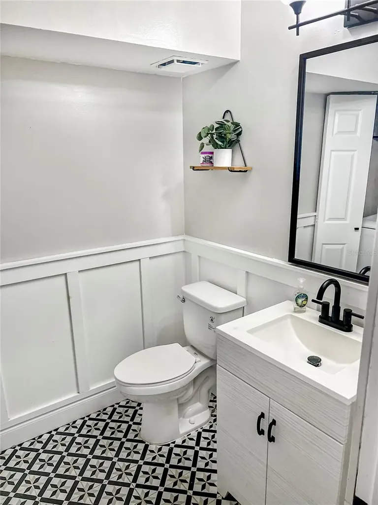 4048 Mallard Point Ct Court Orlando FL 32810