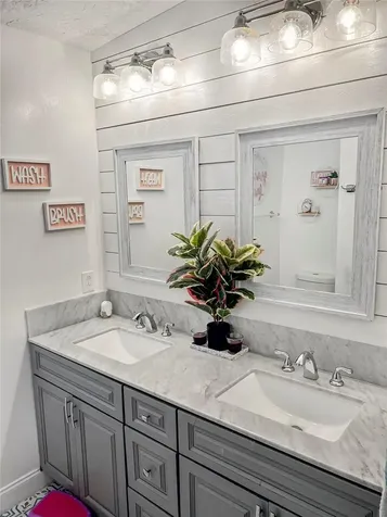 4048 Mallard Point Ct Court Orlando FL 32810