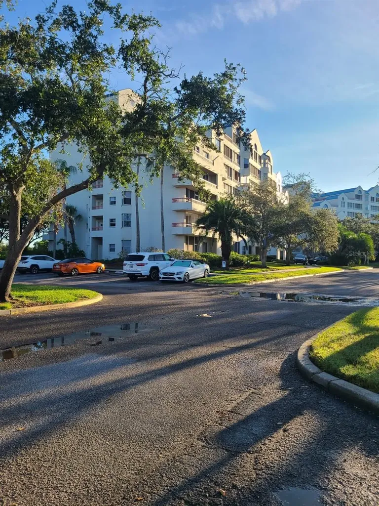 2333 Feather Sound Drive Clearwater FL 33762