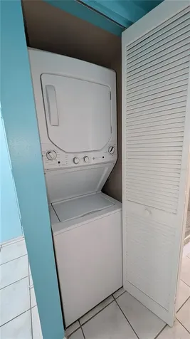 2333 Feather Sound Drive Clearwater FL 33762