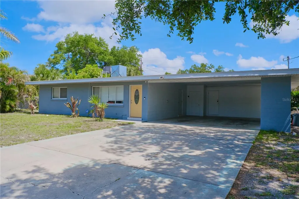 993 Gary Street Sarasota FL 34234