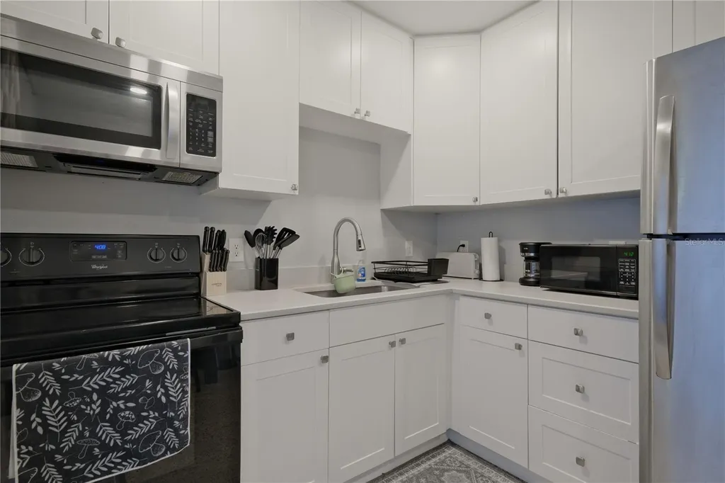 993 Gary Street Sarasota FL 34234