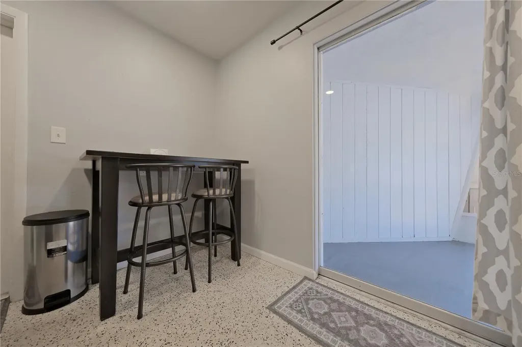 993 Gary Street Sarasota FL 34234