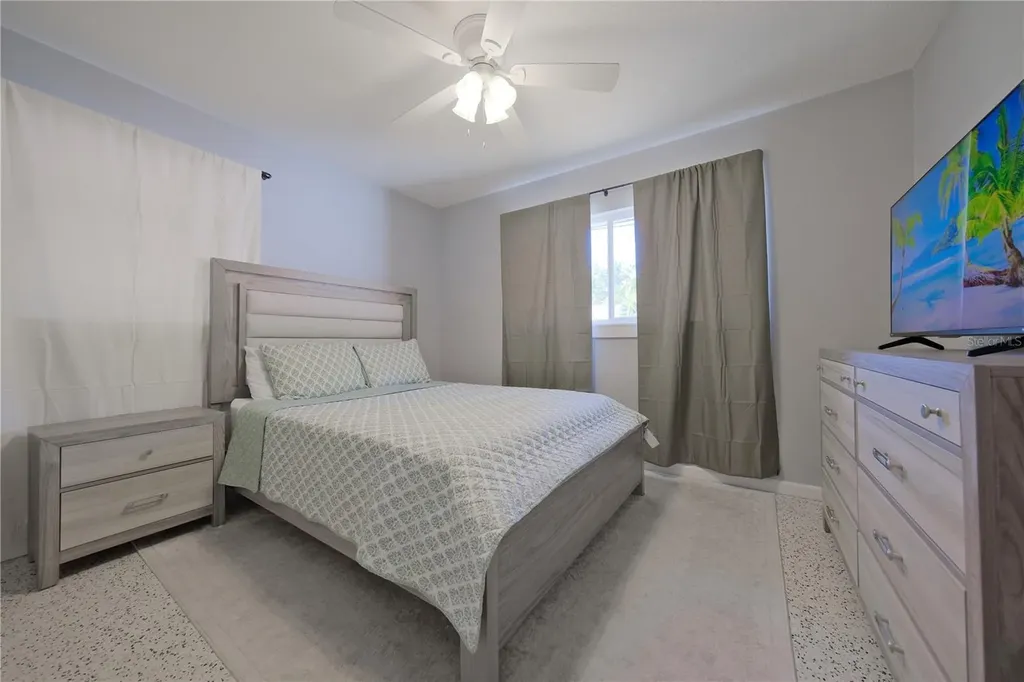 993 Gary Street Sarasota FL 34234
