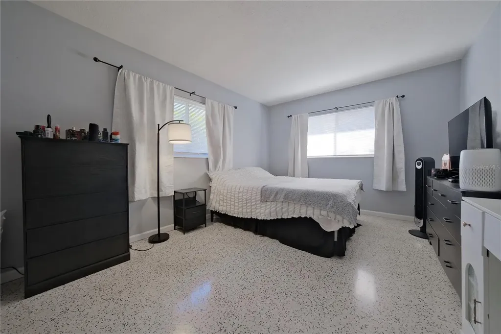 993 Gary Street Sarasota FL 34234