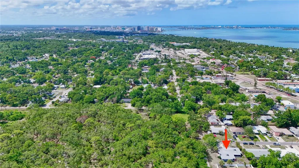 993 Gary Street Sarasota FL 34234