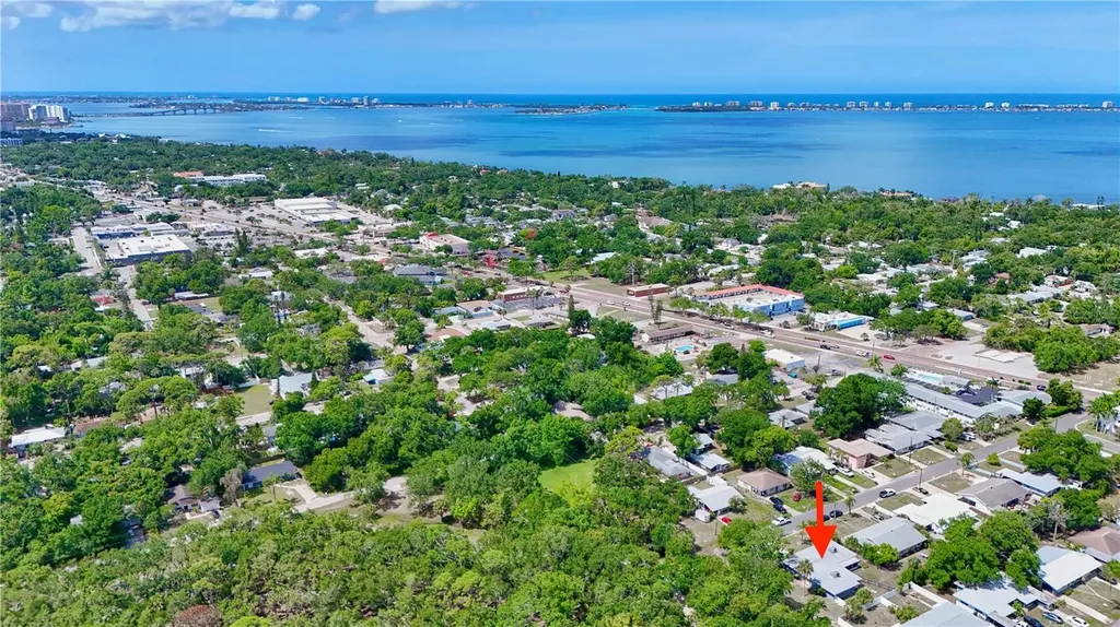 993 Gary Street Sarasota FL 34234