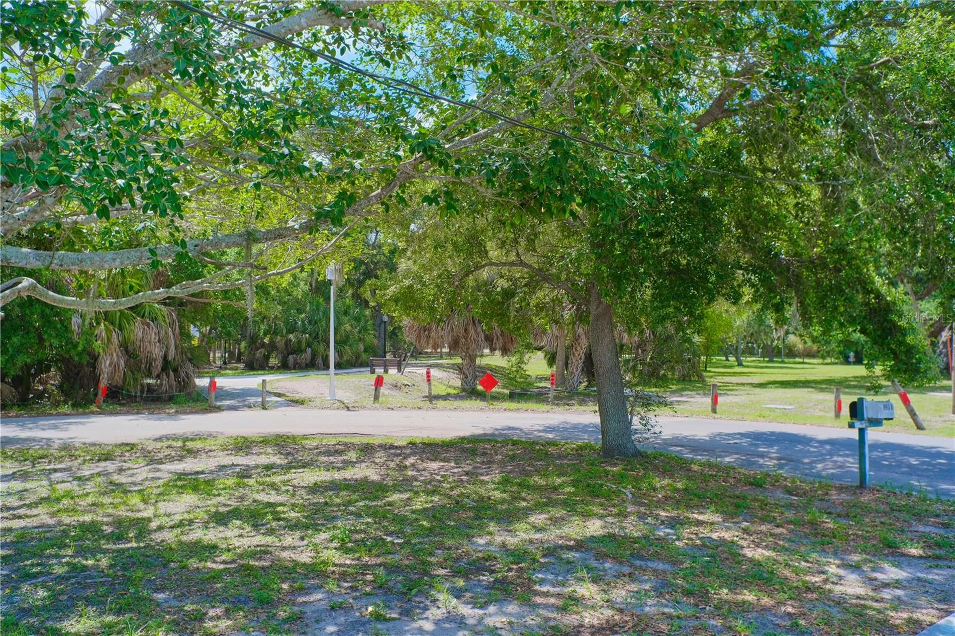 993 Gary Street Sarasota FL 34234