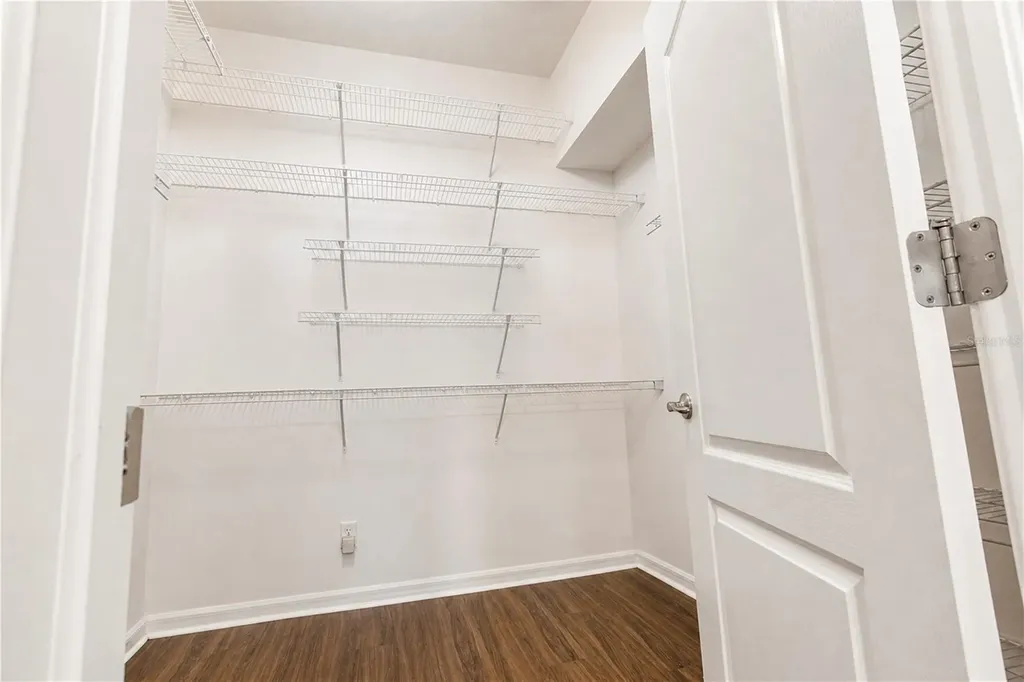 210 Smokey Hill Avenue Ruskin FL 33570