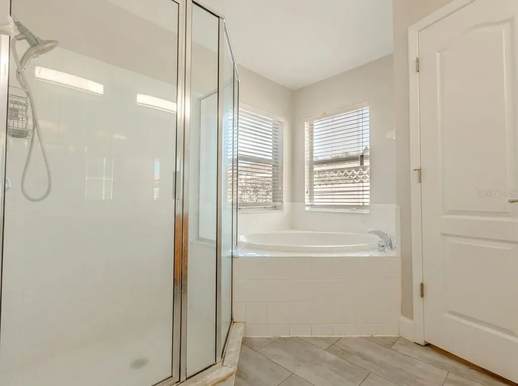 210 Smokey Hill Avenue Ruskin FL 33570