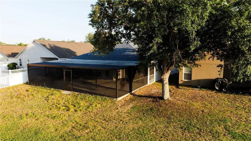 210 Smokey Hill Avenue Ruskin FL 33570