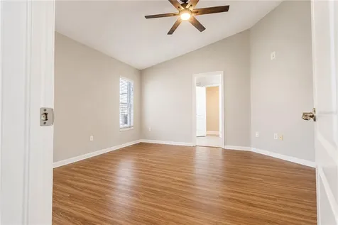 210 Smokey Hill Avenue Ruskin FL 33570