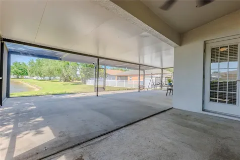 210 Smokey Hill Avenue Ruskin FL 33570