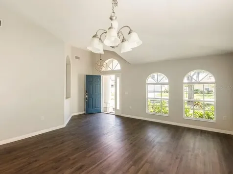 210 Smokey Hill Avenue Ruskin FL 33570