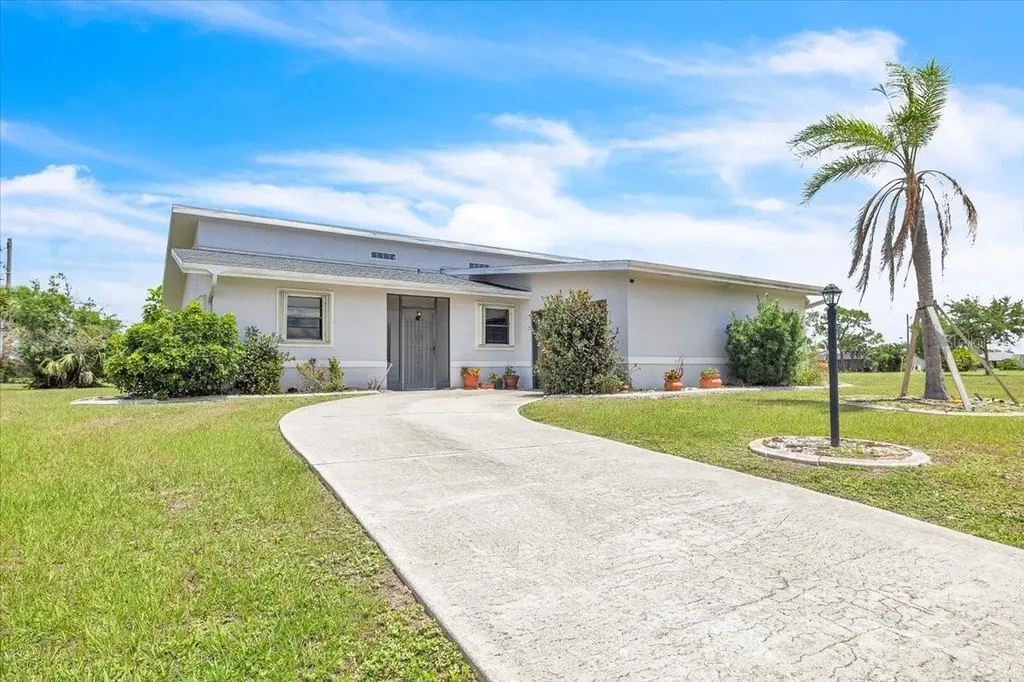 25313 Delgado Drive Punta Gorda FL 33955