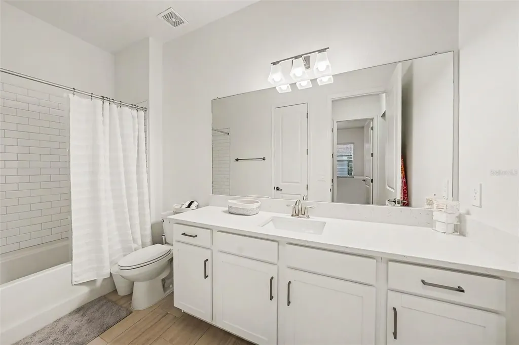 17415 Holly Well Avenue Wimauma FL 33598