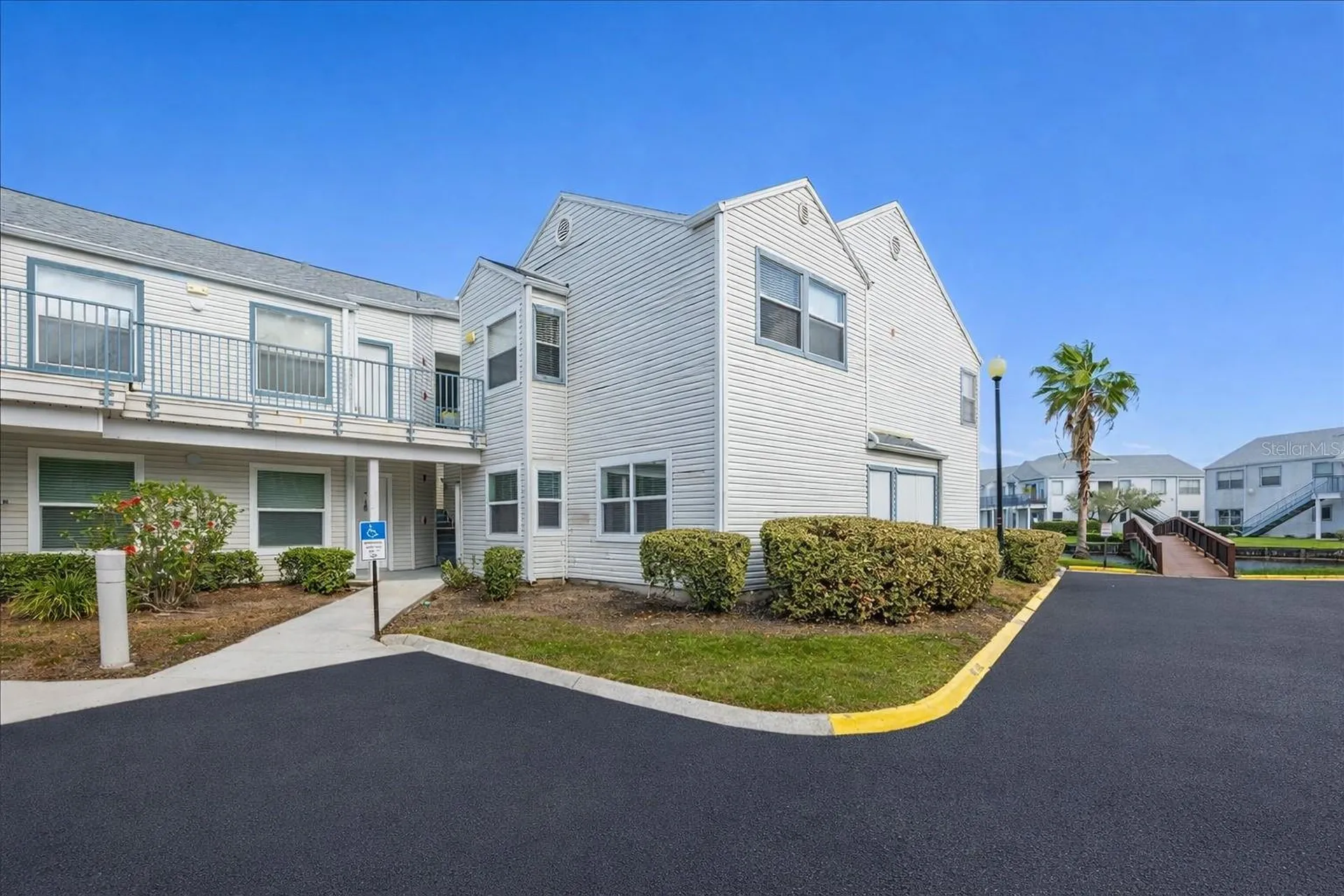 2540 Woodgate Boulevard Orlando FL 32822